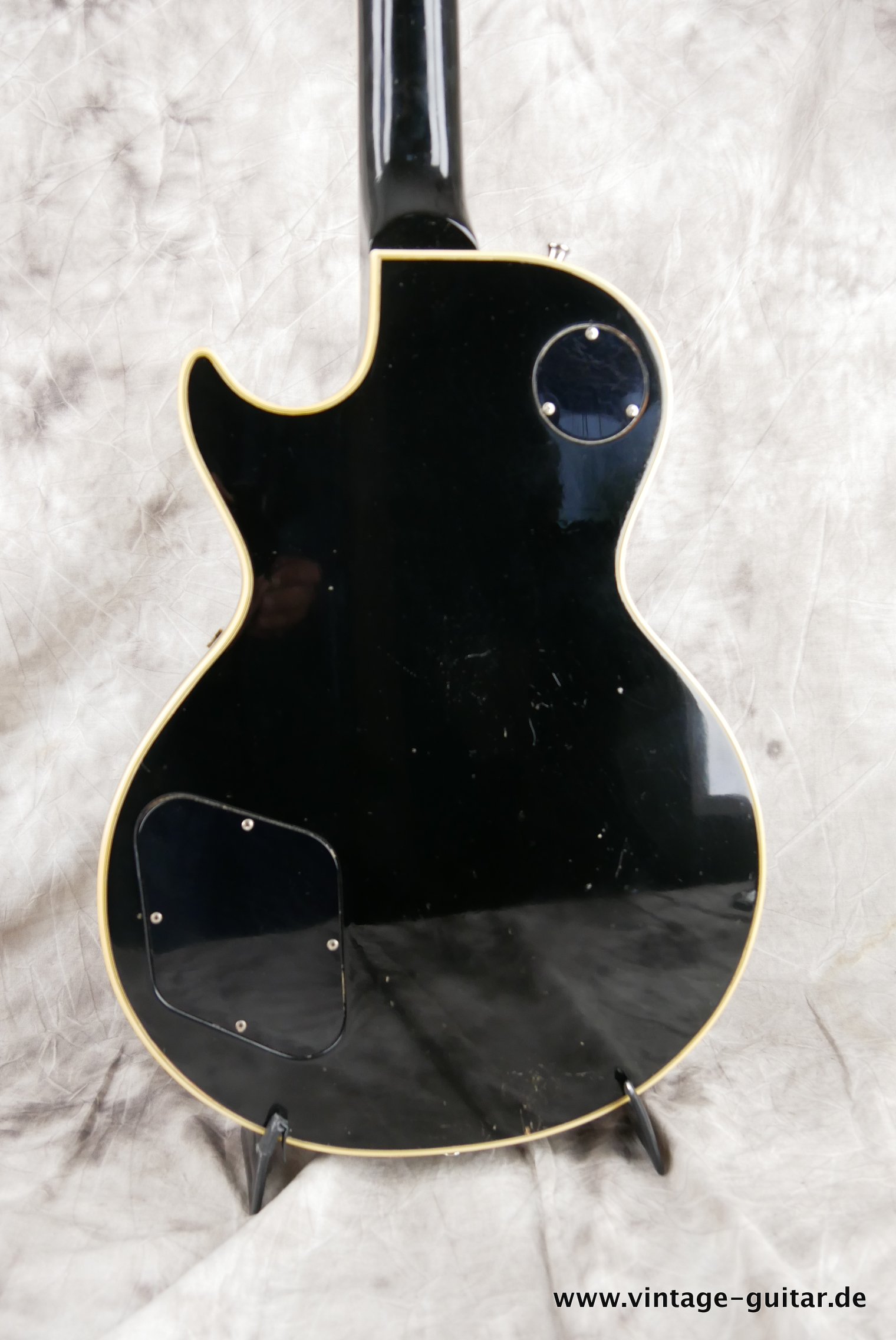 Gibson-Les-Paul-Custom-Black-Beauty-fretless-wonder-1971-004.JPG