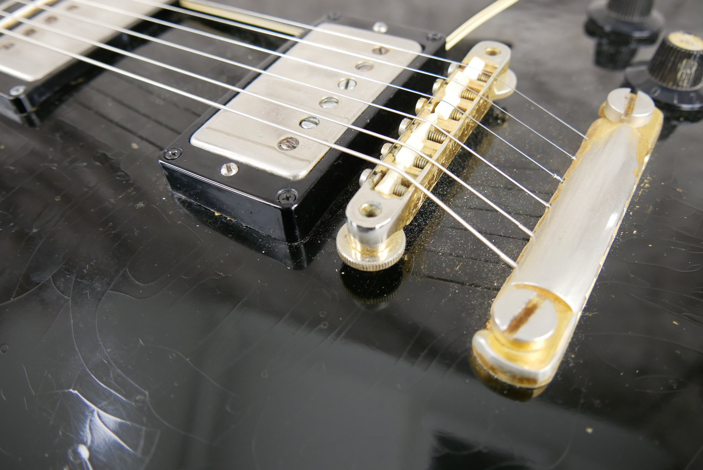 Gibson-Les-Paul-Custom-1969-one-piece-body-and-neck-017.JPG