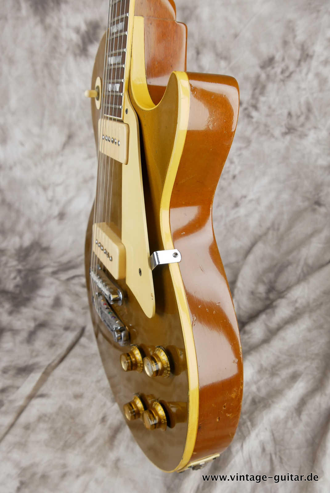 Gibson_Les_Paul_Standard_P_90_Goldtop_1969-006.JPG