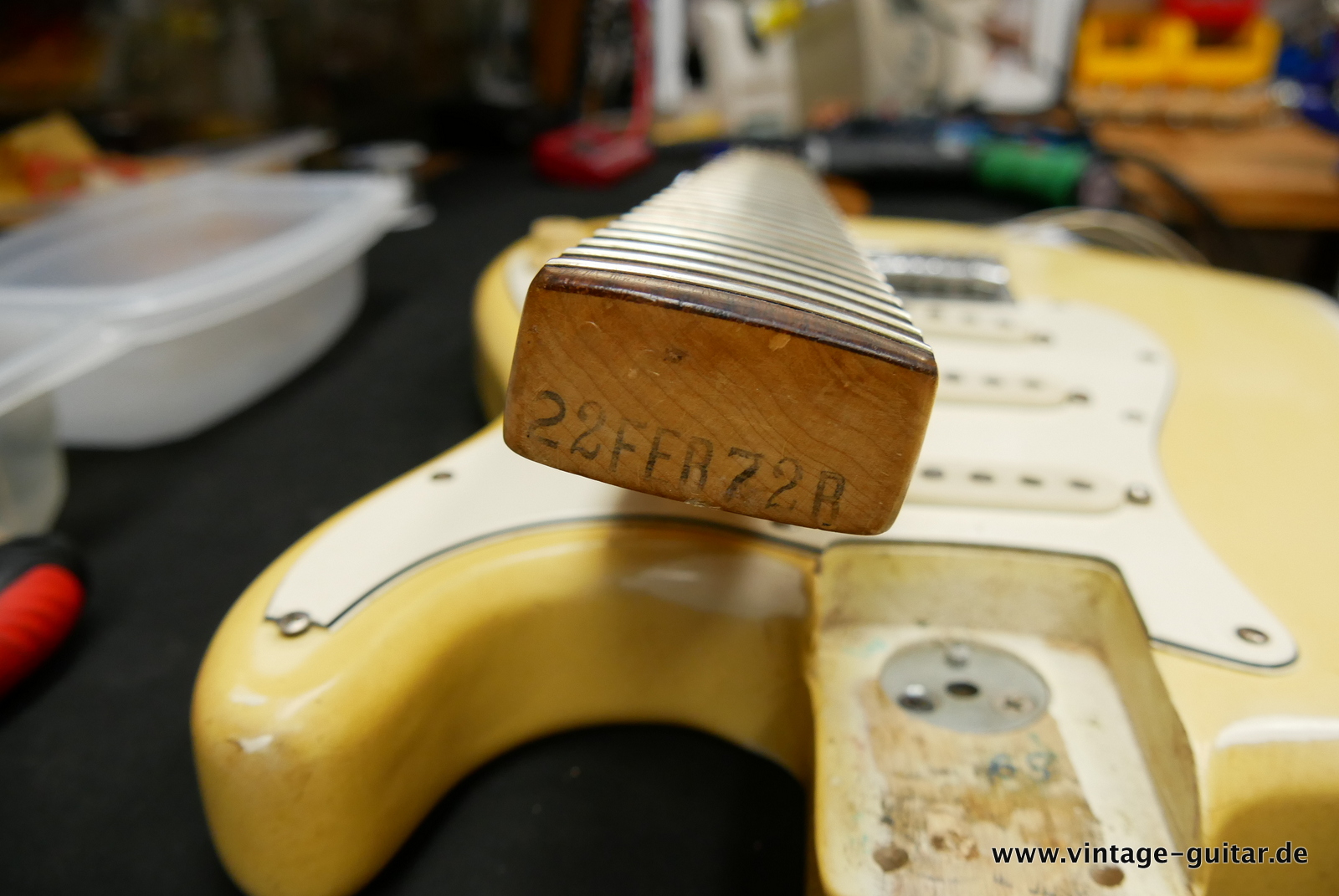 Fender-Stratocaster-hardtail-1972-olympic-white-034.JPG