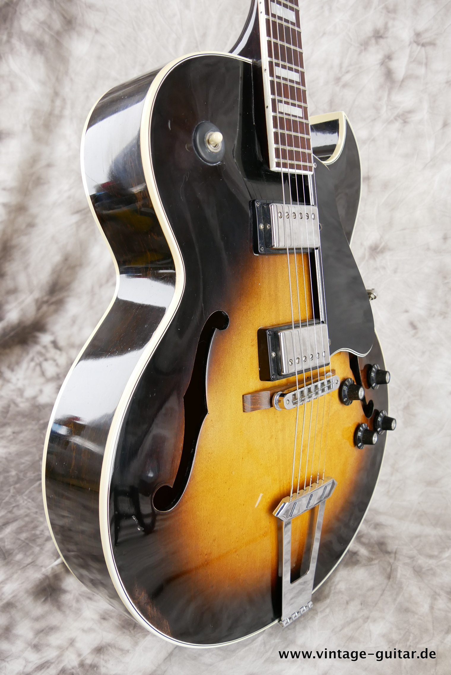 Gibson-ES-175-D-1979-sunburst-005.JPG