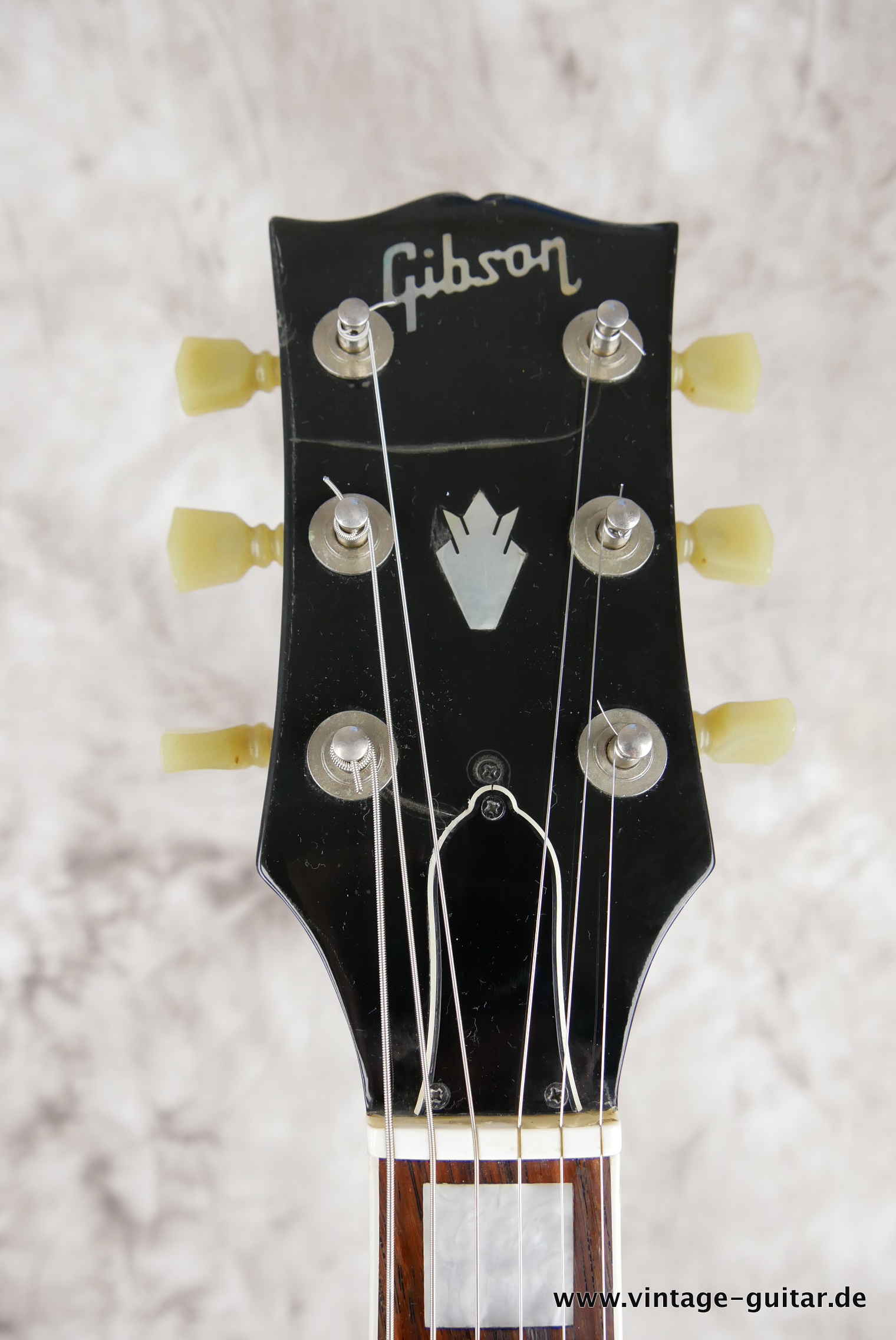 Gibson-ES-175-D-1979-sunburst-009.JPG