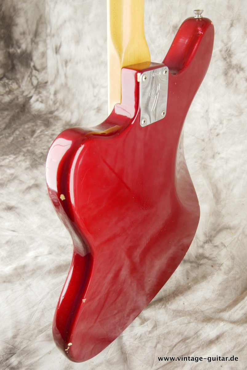 Fender_Jaguar_candy_apple_red_1966-027.JPG