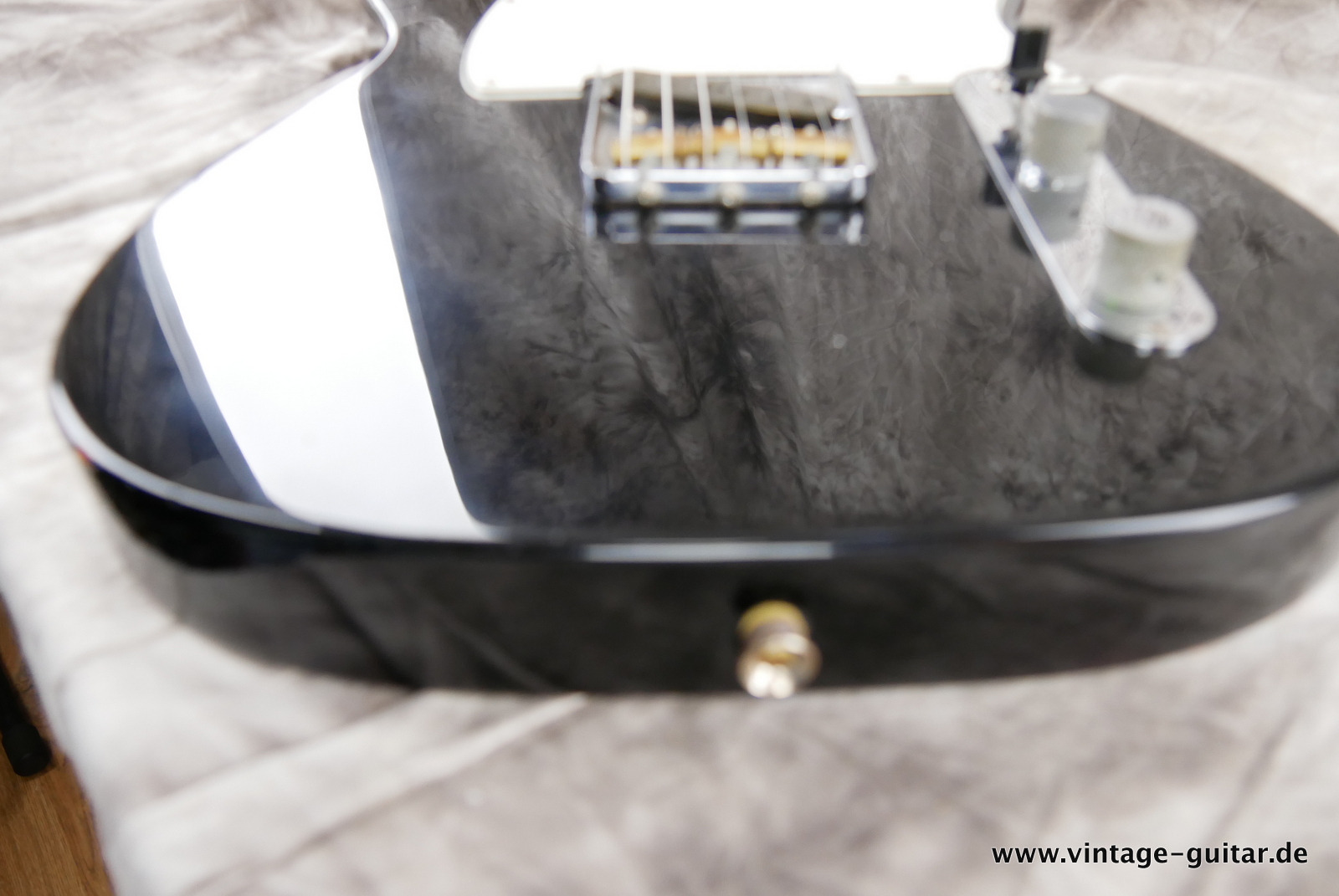 Fender-Telecaster-1967-black-018.JPG
