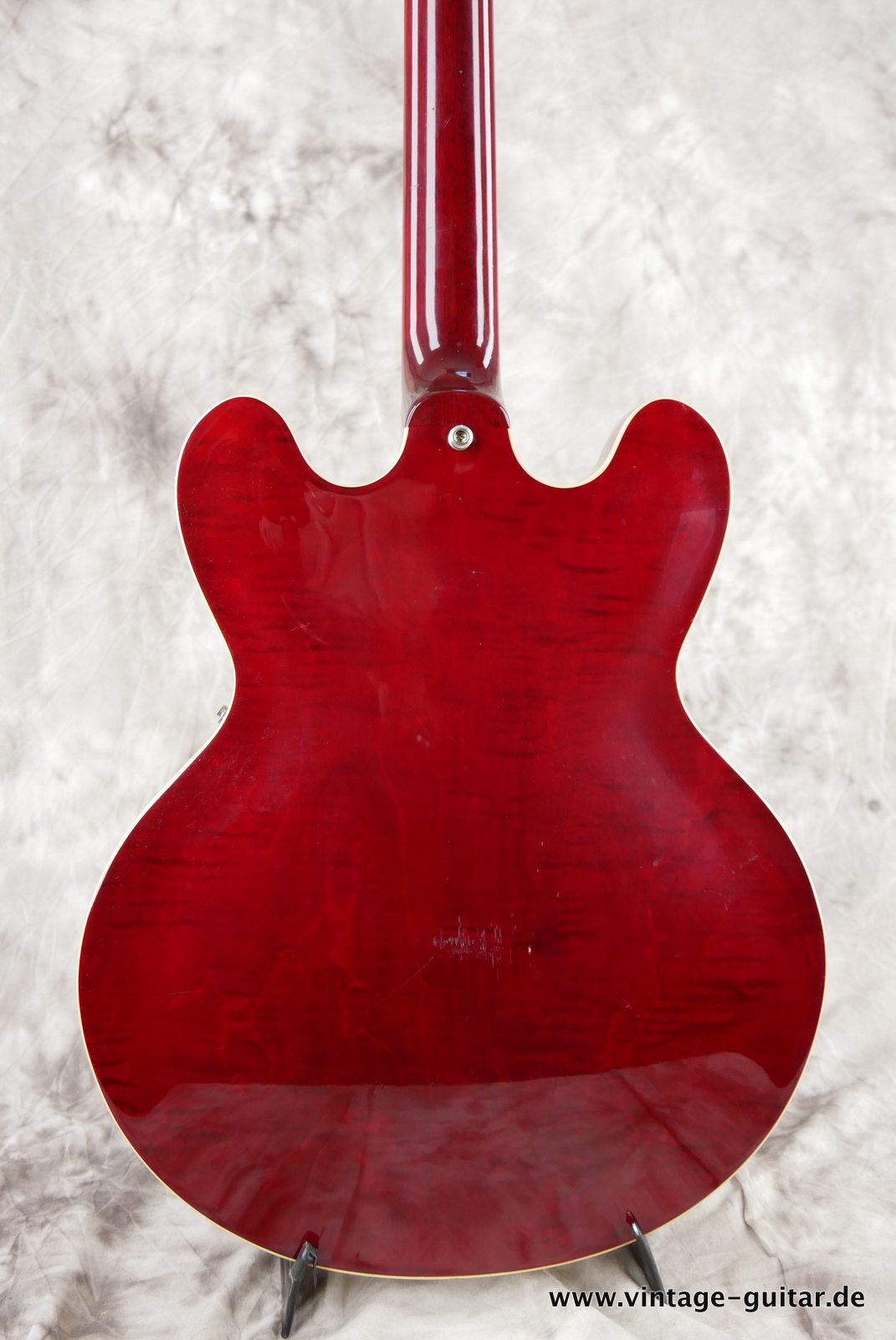 Gibson_es_335_TD_dot_reissue_red_flame_maple_body_2005-004.JPG