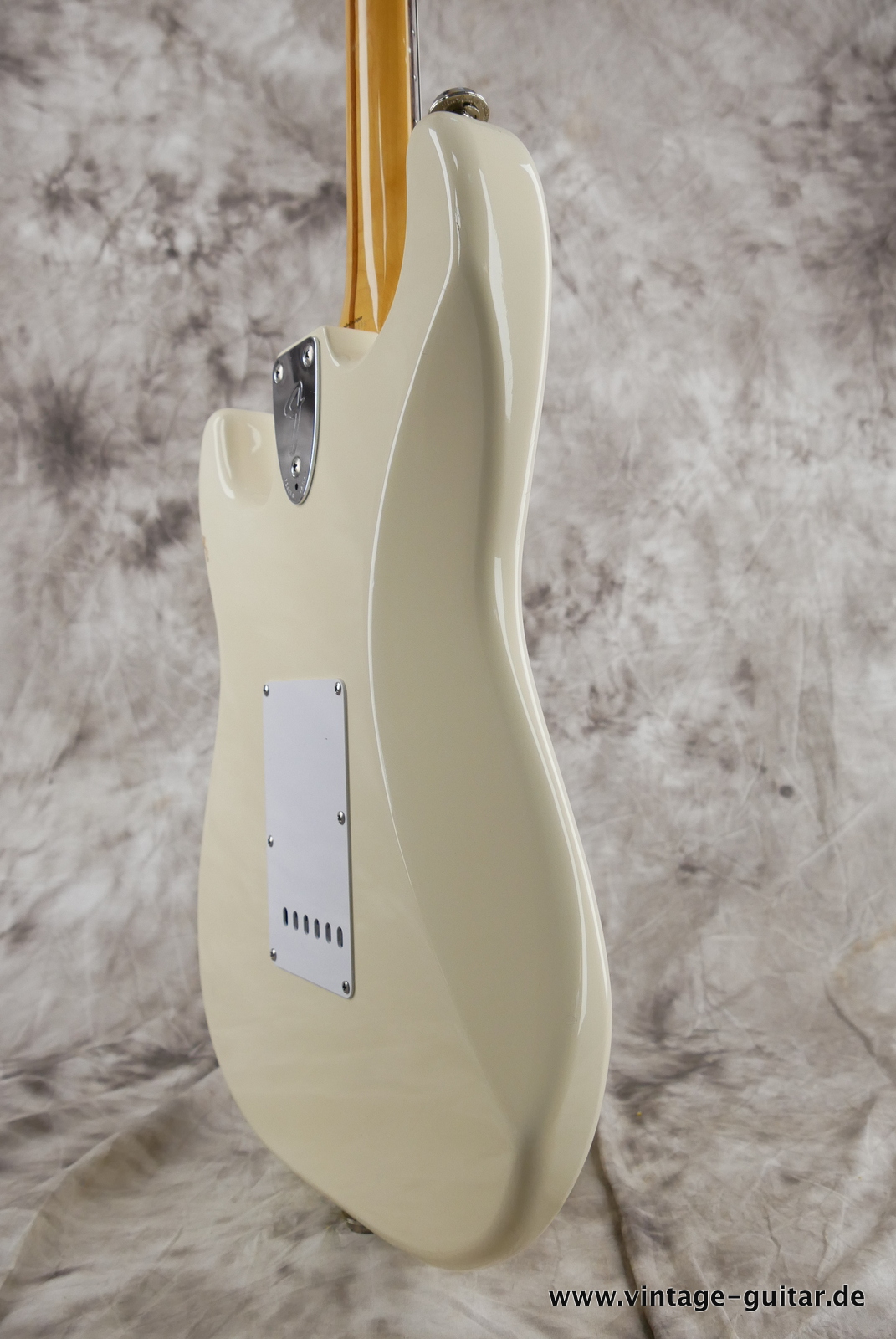 Fender_Strat_Stratocaster_Ritchie_Blackmore_ST-72RB_madeinjapan_1997_olympic_white_singed_scalloped_fretboard-008.JPG