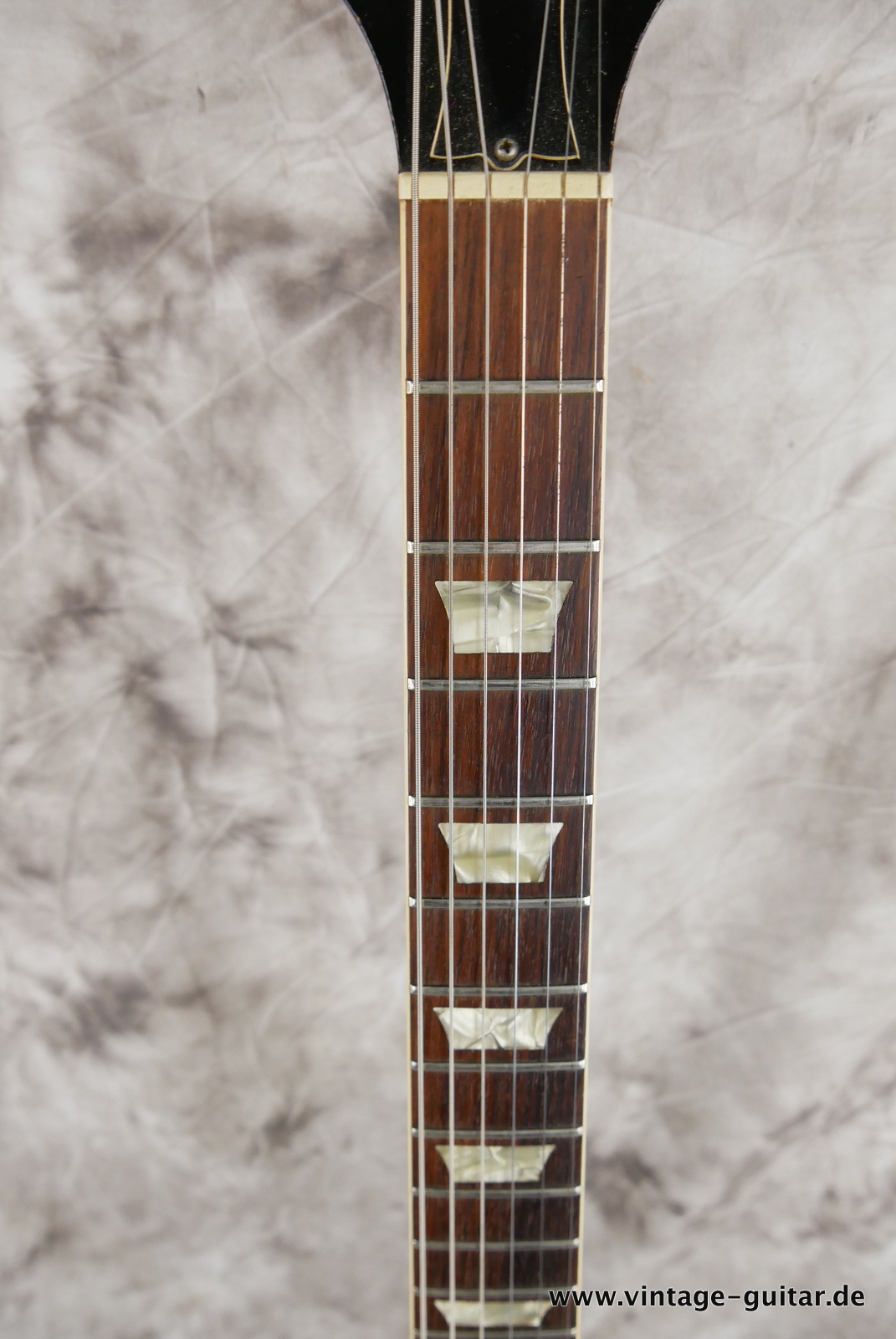 Gibson-SG-Standard-1969-walnut-036.JPG