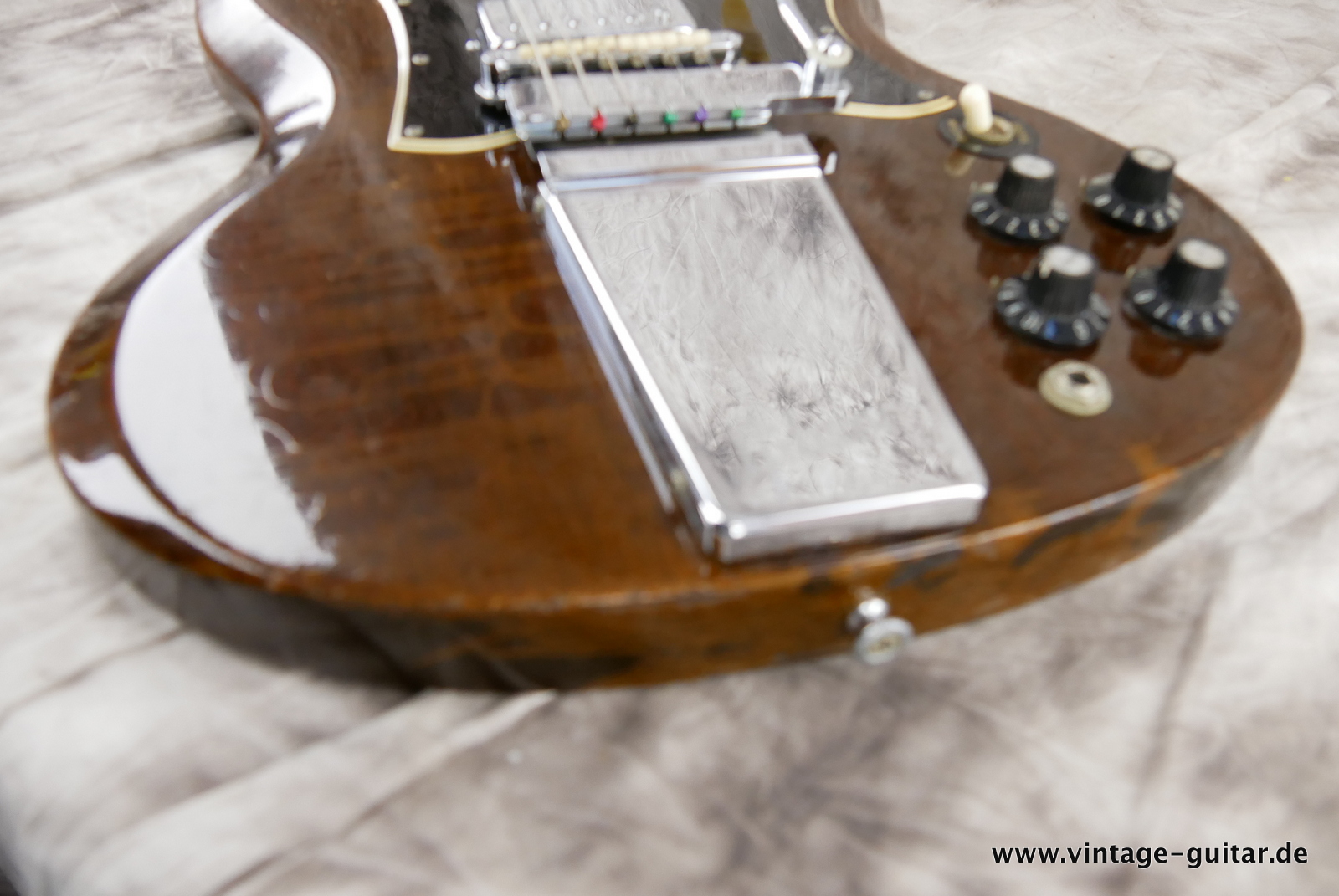 Gibson-SG-Standard-1969-walnut-040.JPG