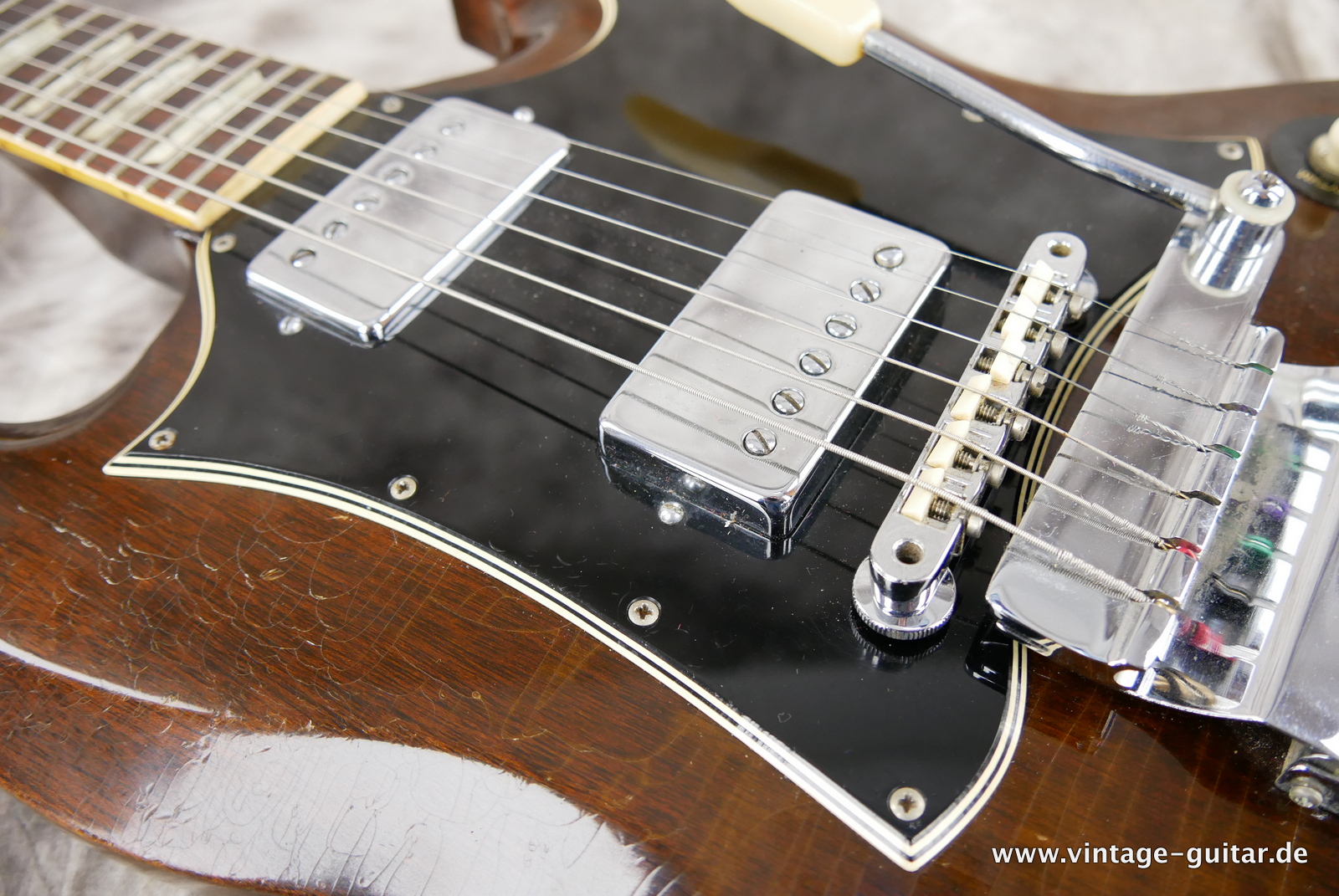 Gibson-SG-Standard-1969-walnut-041.JPG