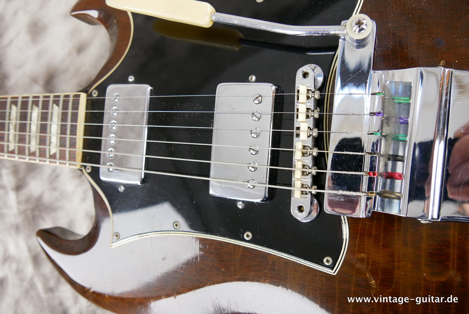 Gibson-SG-Standard-1969-walnut-042.JPG