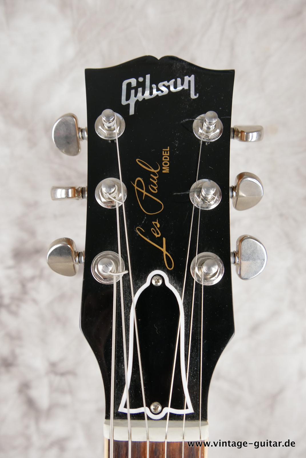 Gibson-Les-Paul-Standard-2019-Unburst-005.JPG