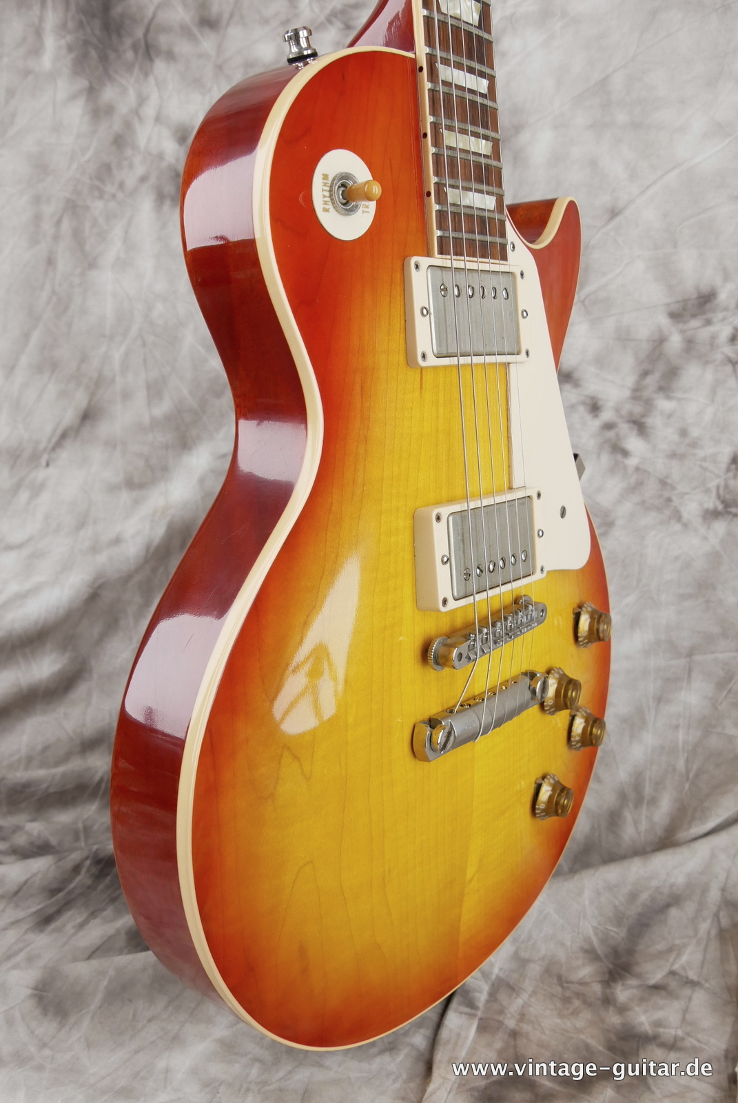 Gibson-Les-Paul-R8-1958-Reissue-Custom-Shop-VOS-009.JPG