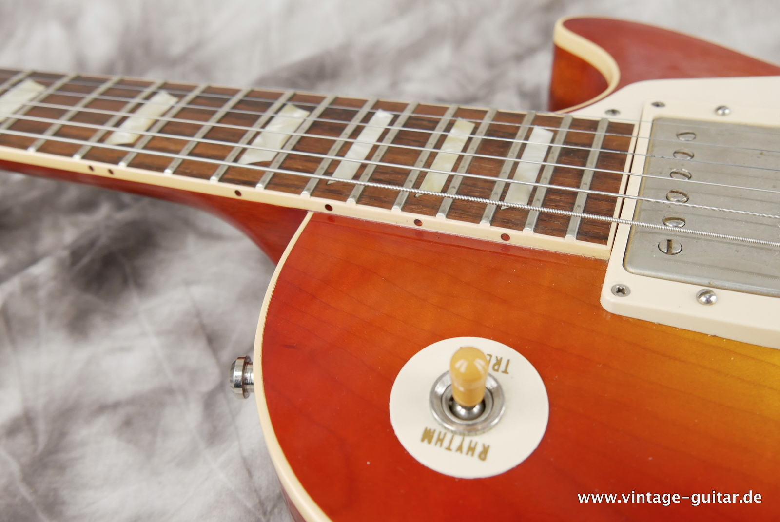Gibson-Les-Paul-R8-1958-Reissue-Custom-Shop-VOS-019.JPG