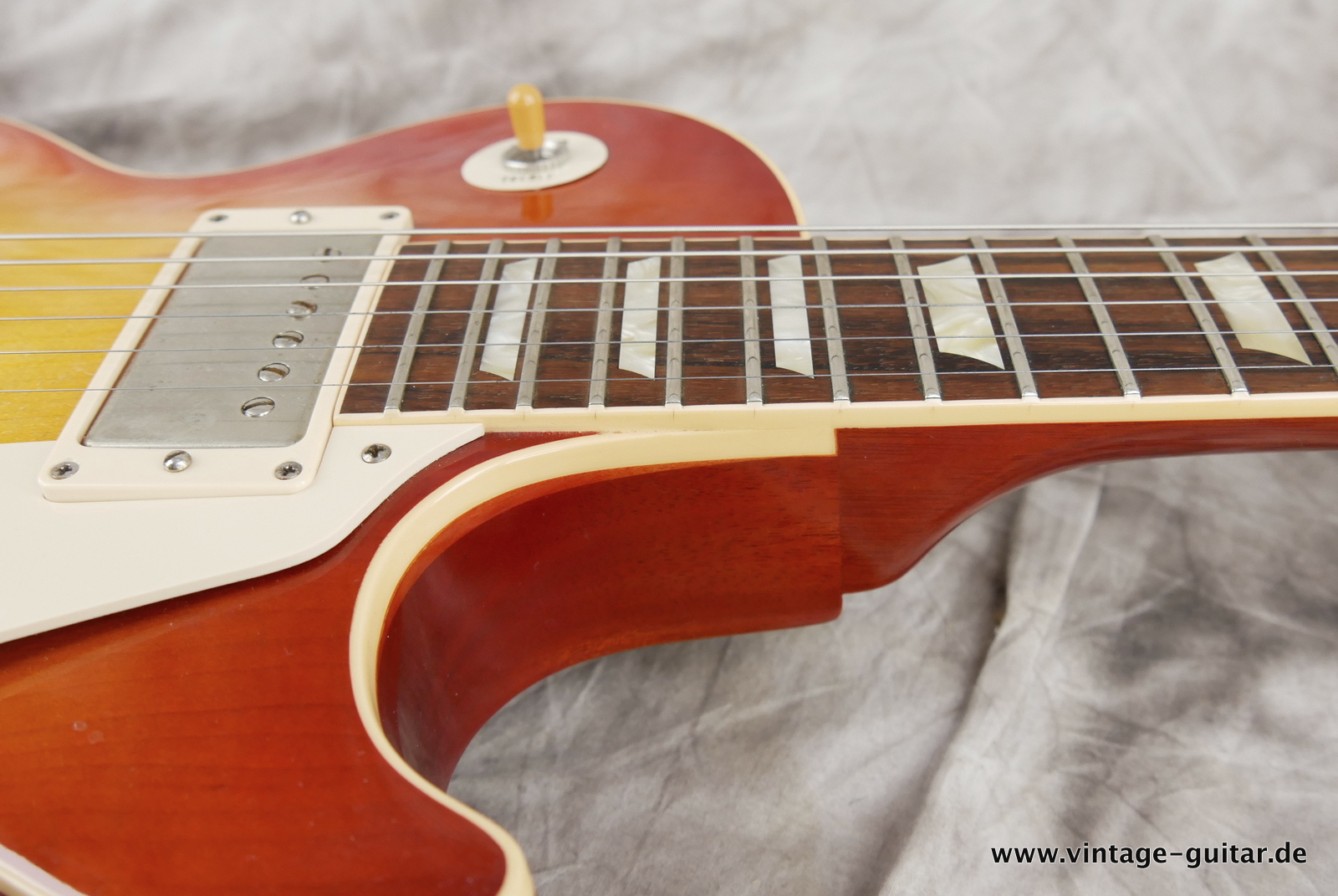 Gibson-Les-Paul-R8-1958-Reissue-Custom-Shop-VOS-020.JPG