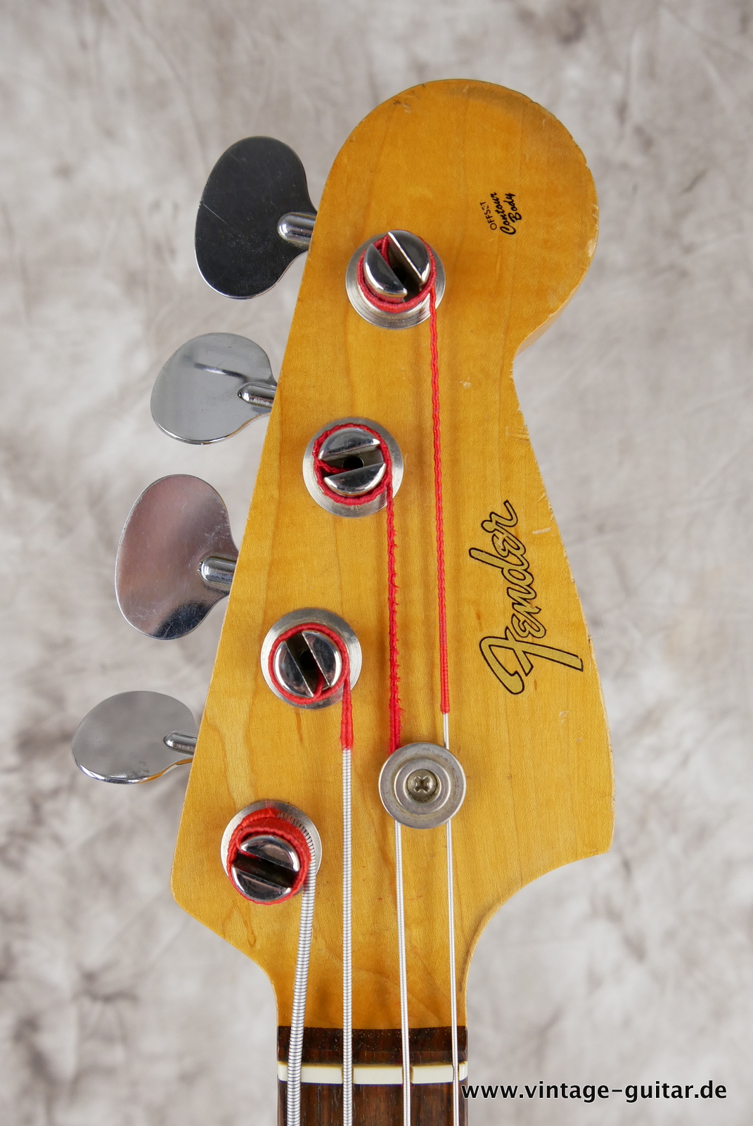 Fender-Mustang-Bass-1966-dakota-red-005.JPG