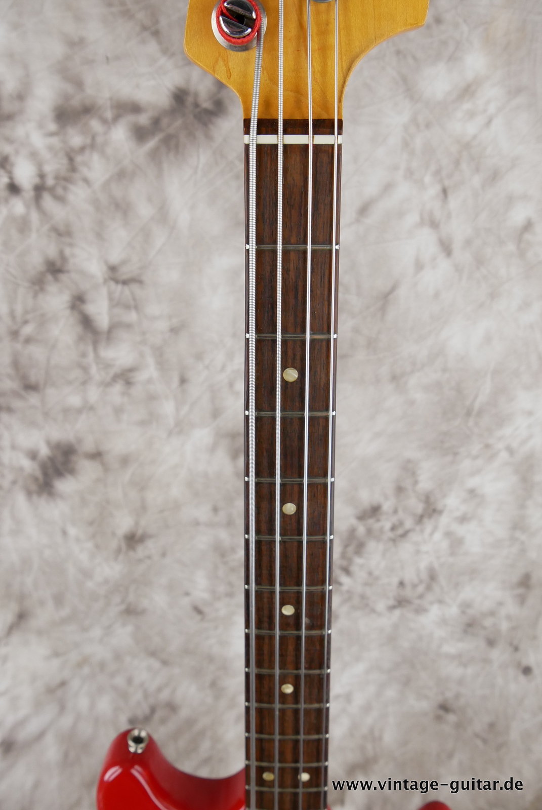 Fender-Mustang-Bass-1966-dakota-red-007.JPG
