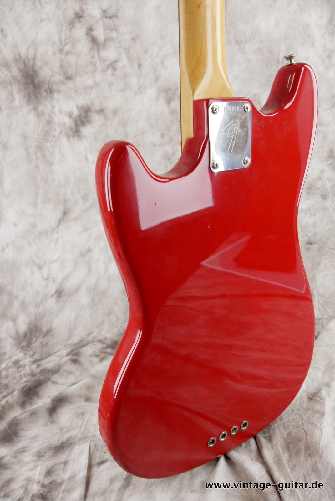 Fender-Mustang-Bass-1966-dakota-red-011.JPG