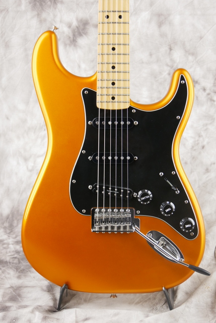 Fender_Stratocaster_Mexico_copper_orange_2013-003.JPG