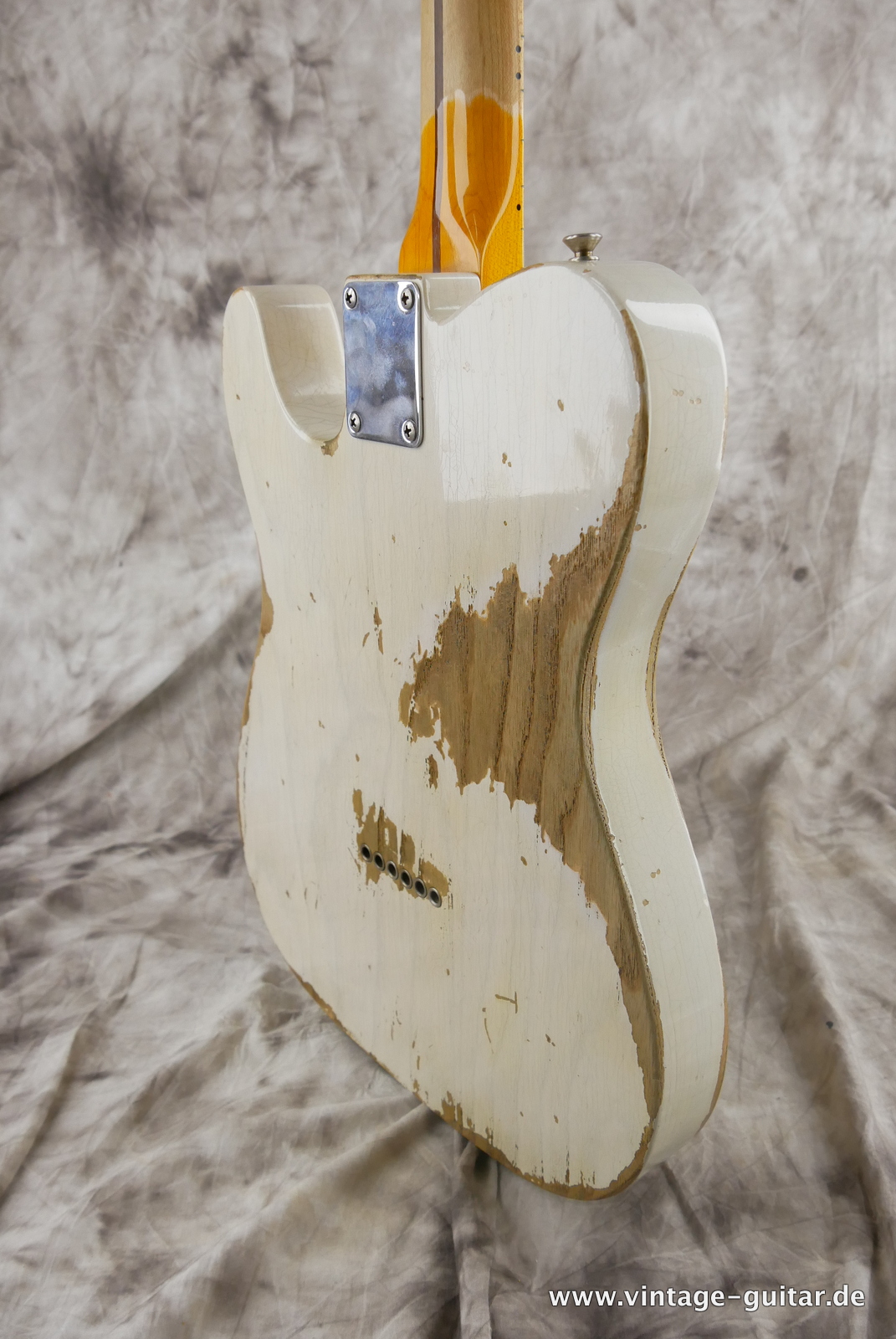 Fender-Telecaster-Custom-52-Heavy-Relic-2019-white-blonde-012.JPG