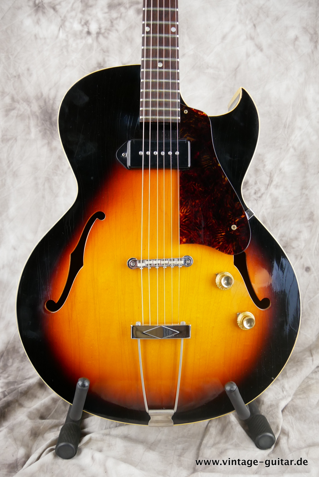 Gibson-ES125C-1967-sunburst-003.JPG