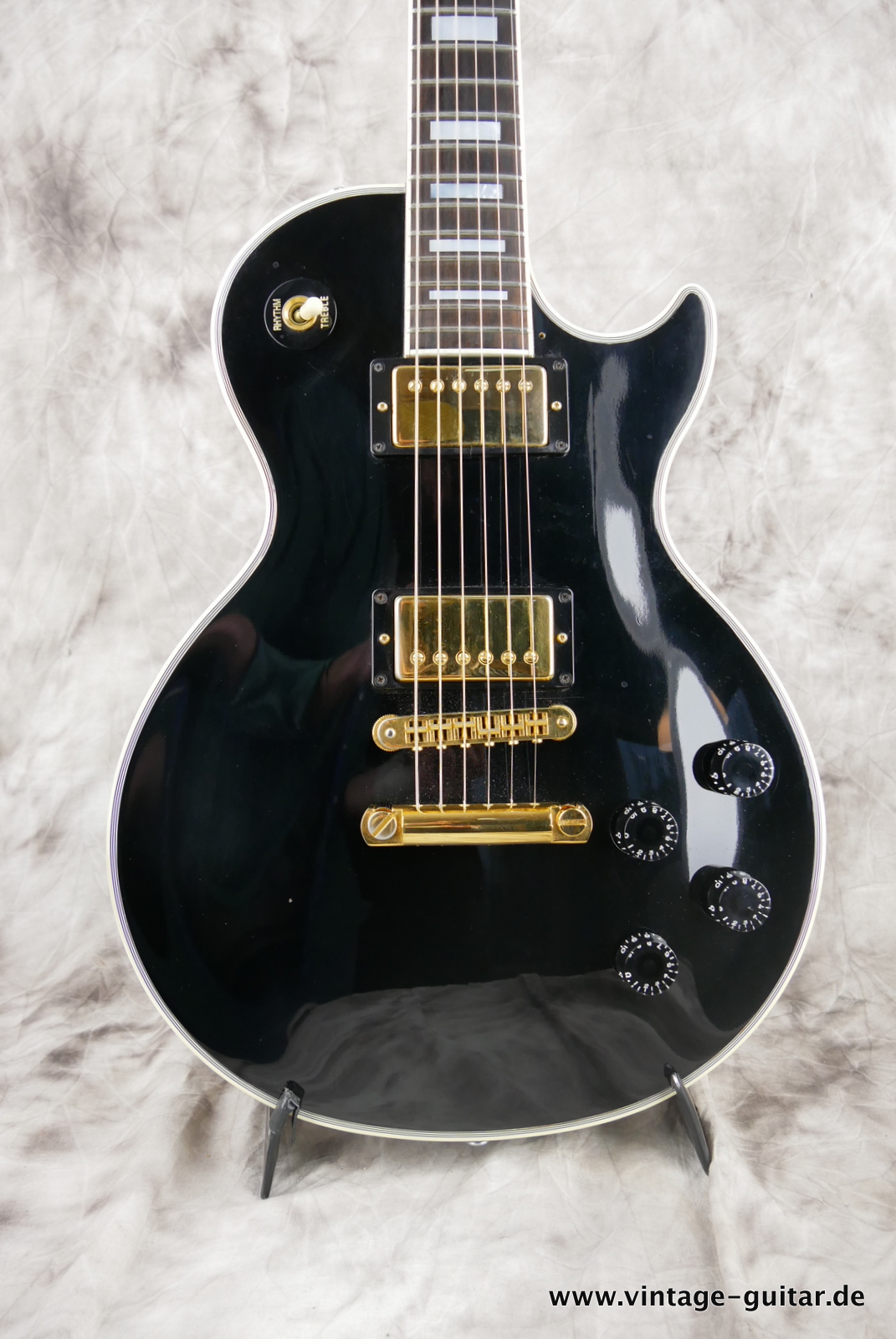 Gibson-Les-Paul-Custom-1987-black-003.JPG