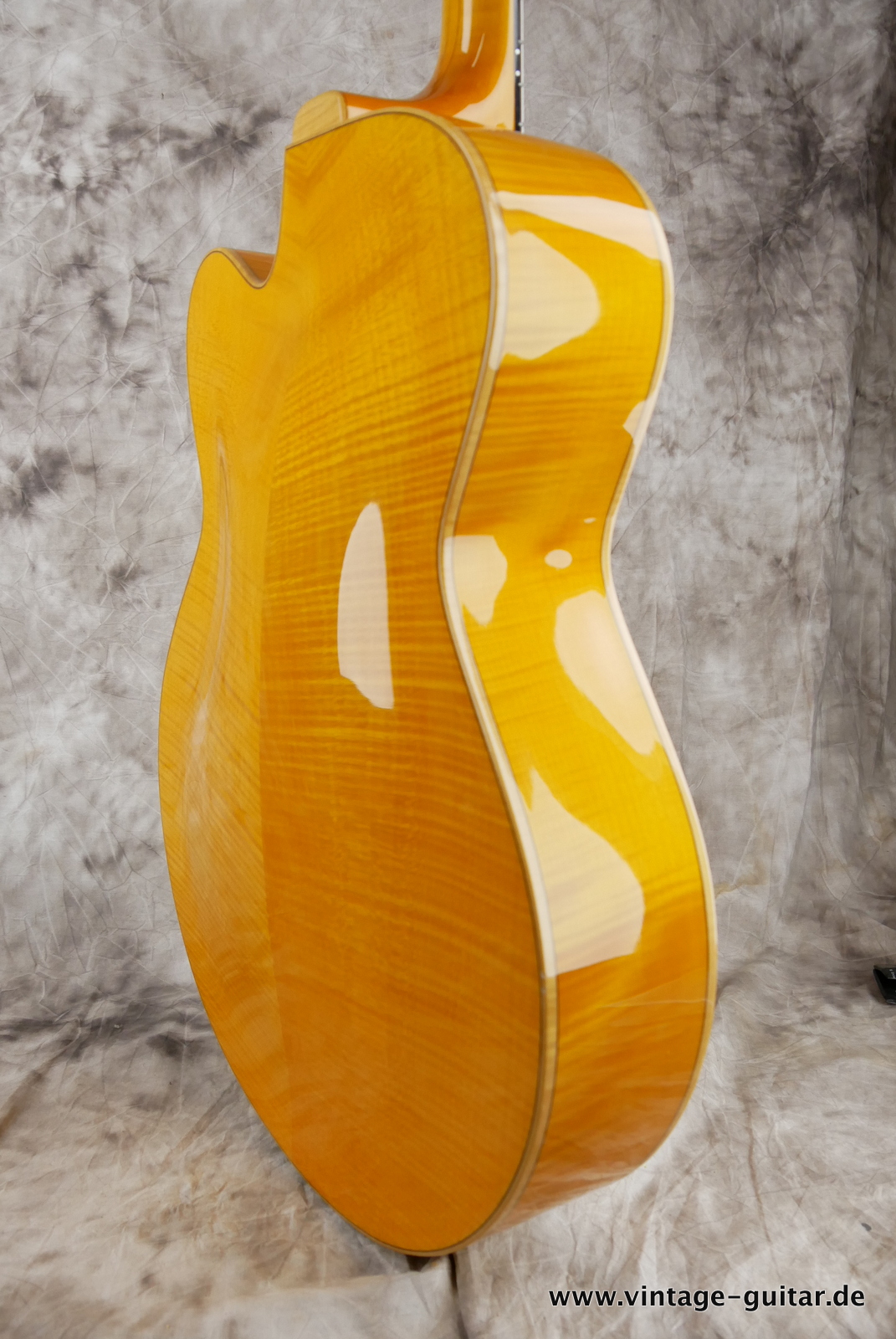 Launhardt_Fs3_german_guitar_archtop_all_solid-008.JPG