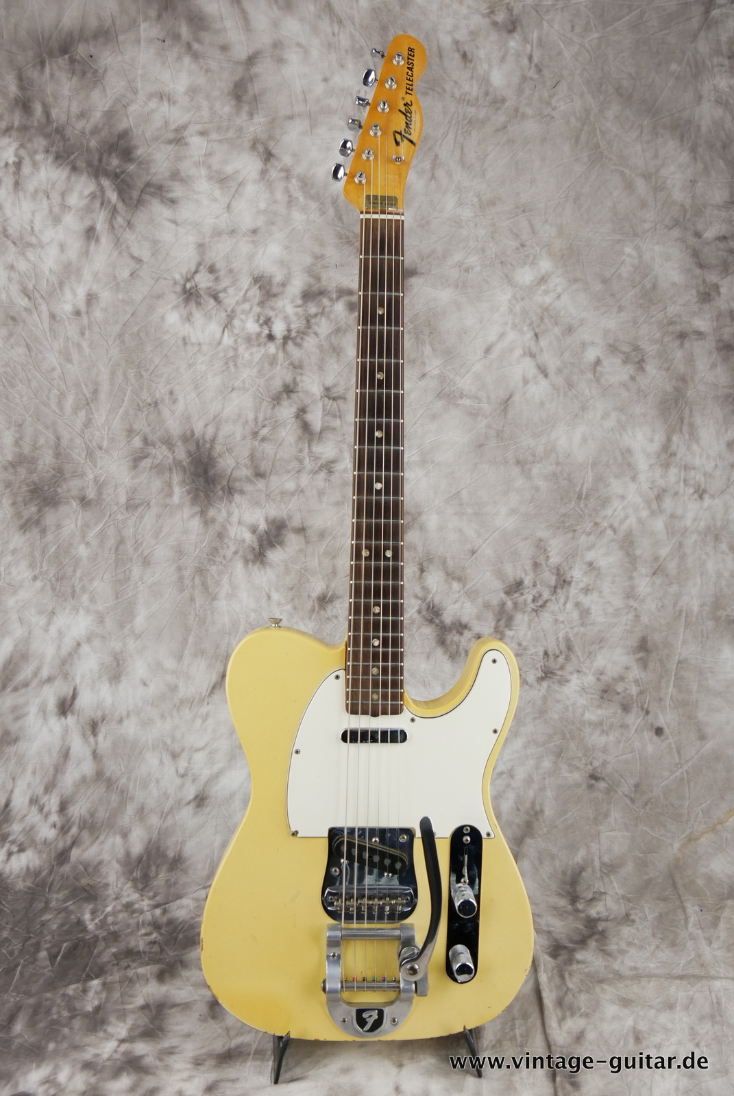 Fender_Telecaster_1969_Bigsby_blond_original-001.JPG