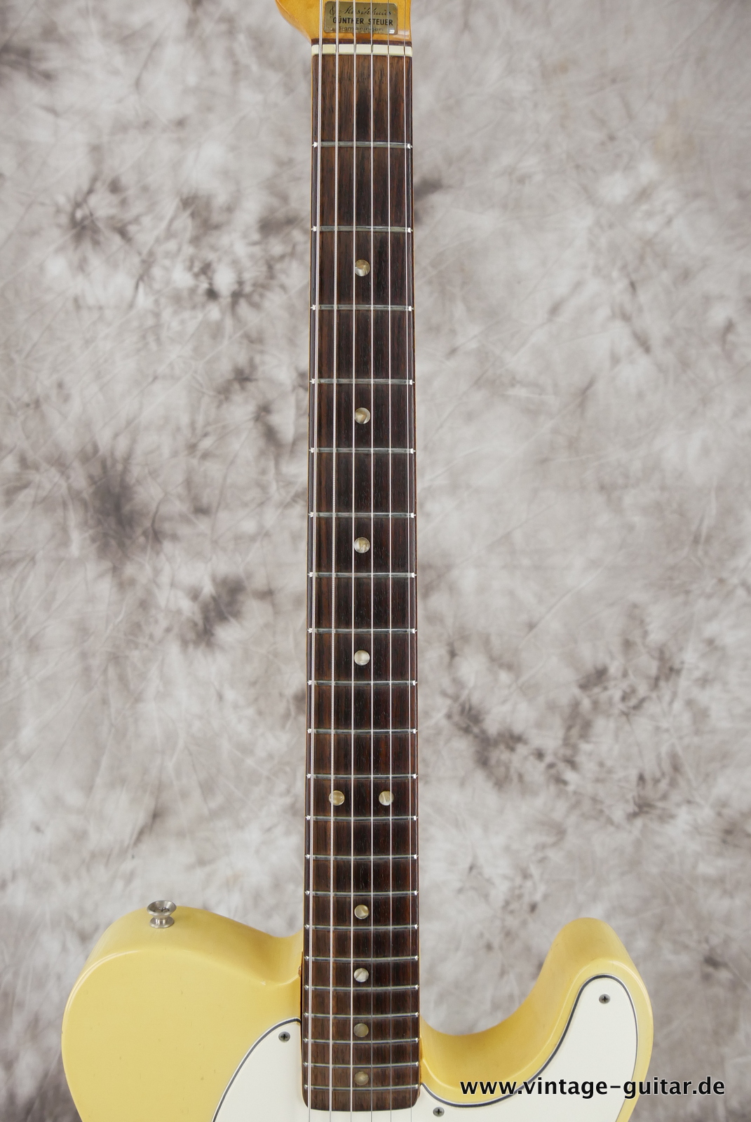 Fender_Telecaster_1969_Bigsby_blond_original-011.JPG