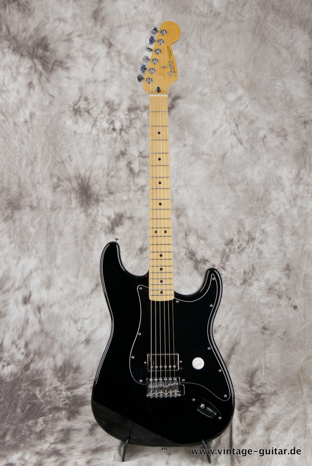 Fender_Stratocaster_black_1996_Humbucker_made_in_mexico-001.JPG