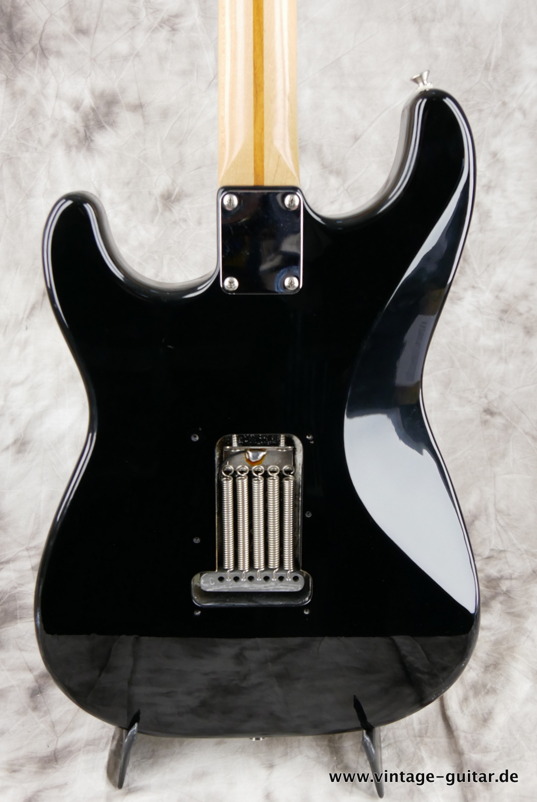 Fender_Stratocaster_black_1996_Humbucker_made_in_mexico-004.JPG