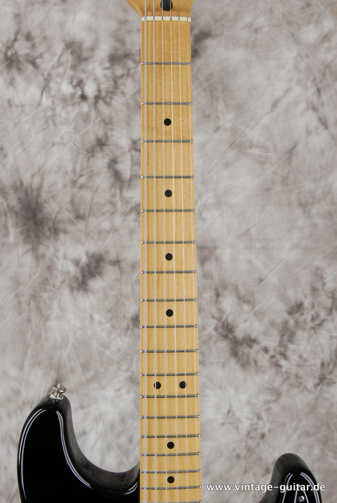Fender_Stratocaster_black_1996_Humbucker_made_in_mexico-011.JPG