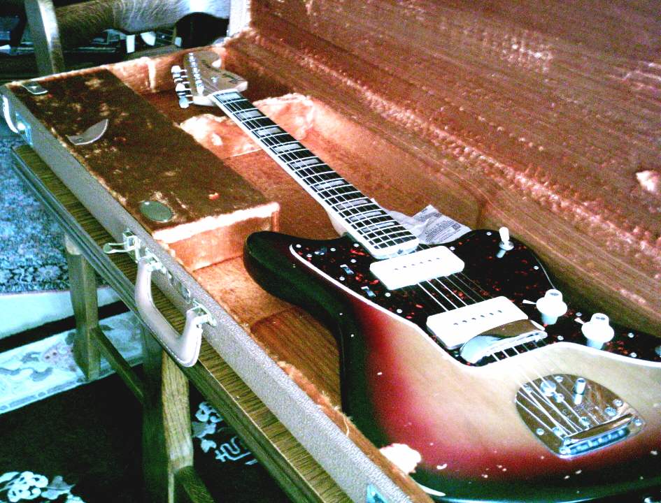 Fender-Jazzmaster-1977.jpg
