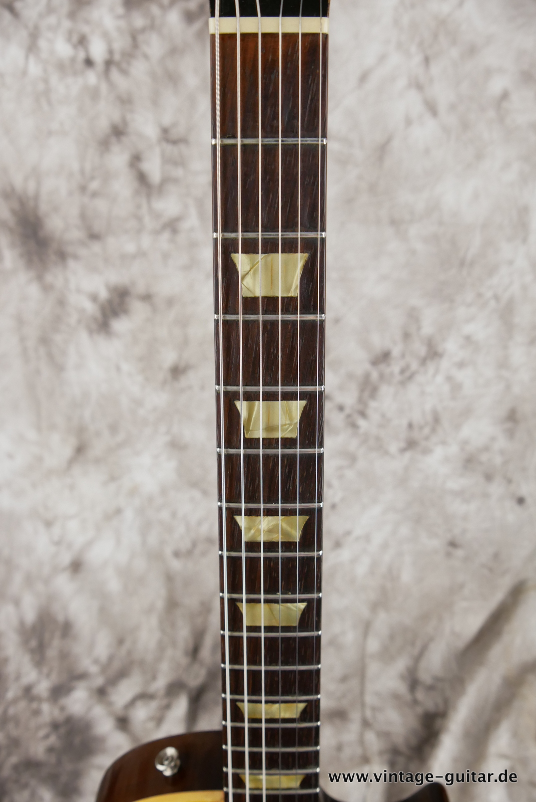Gibson-Les-Paul-1952-converted-goldtop-005.JPG