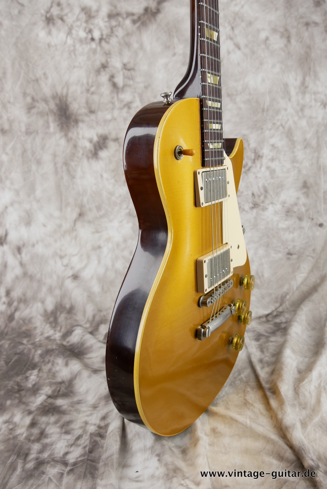Gibson-Les-Paul-1952-converted-goldtop-009.JPG