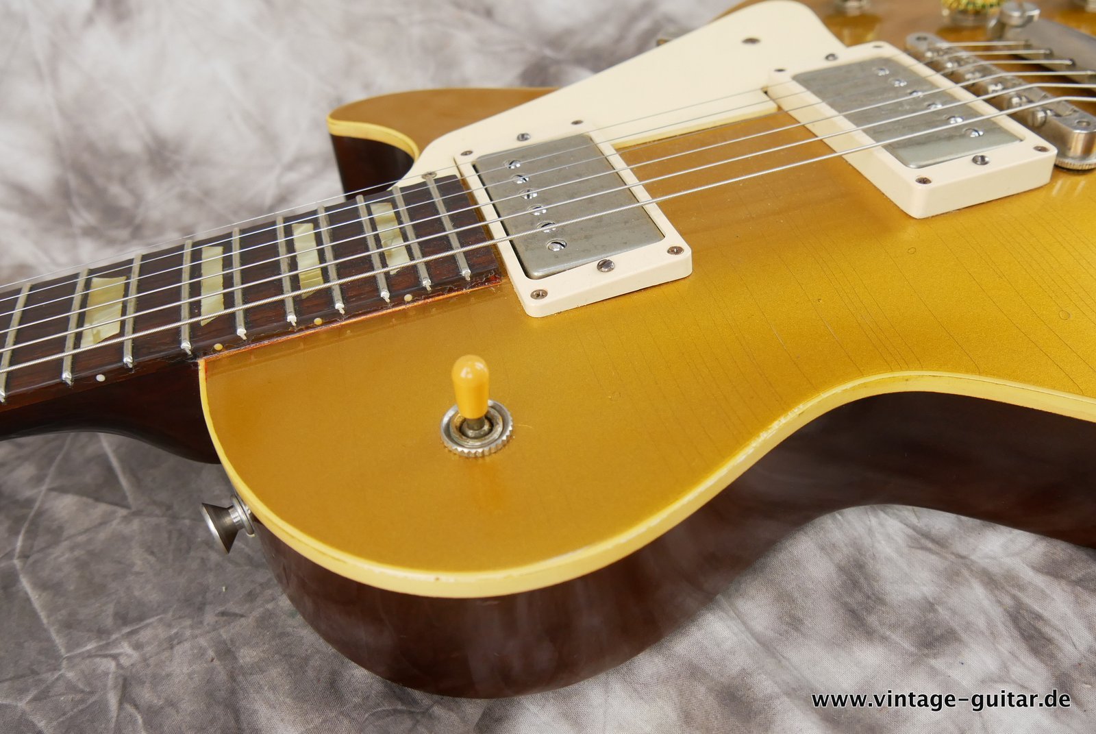 Gibson-Les-Paul-1952-converted-goldtop-017.JPG