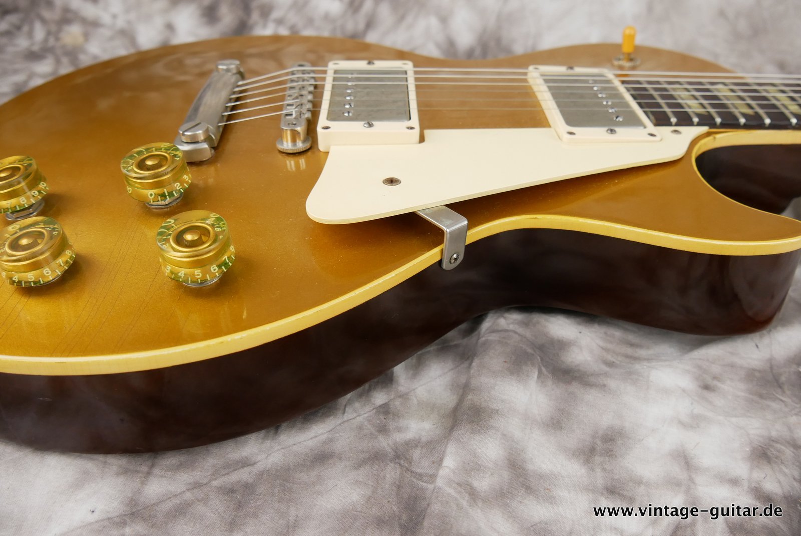 Gibson-Les-Paul-1952-converted-goldtop-020.JPG
