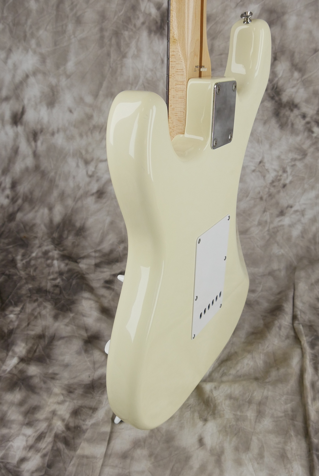 Fender_Stratocaster_Squier_series_Japan_olympic_white_1993-007.JPG
