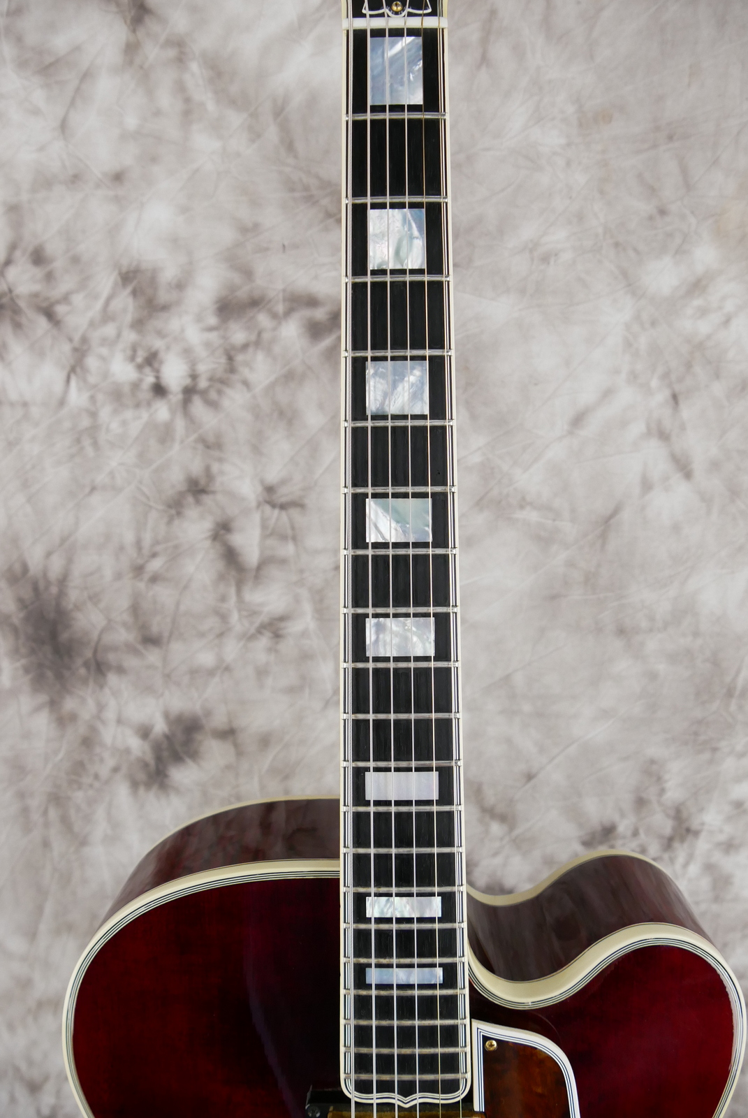Gibson_L_5_Wes_Montgomery_USA_wine_red_1998-012.JPG