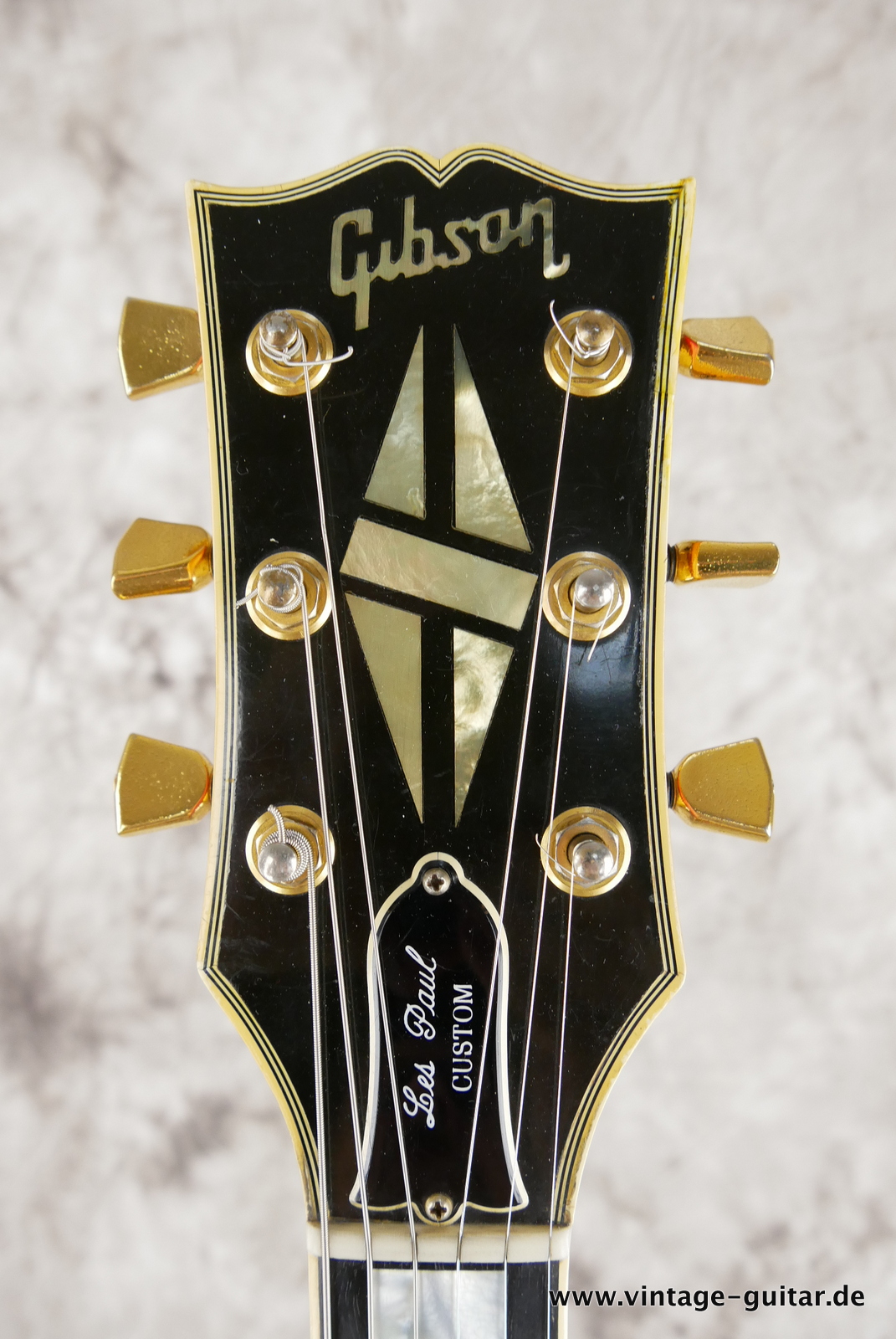 Gibson_Les_Paul_Custom_cherry_sunburst_1978-009.JPG