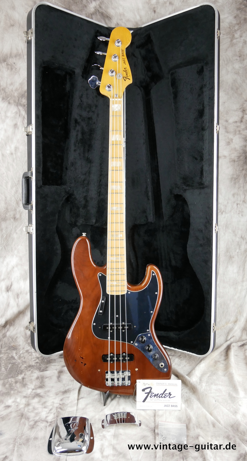 Fender-Jazz-Bass-1976-mocha-016.JPG