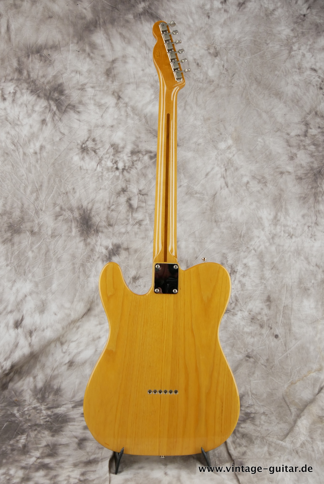 Fender_Telecaster_Custom_Shop_1988_natural-002.JPG