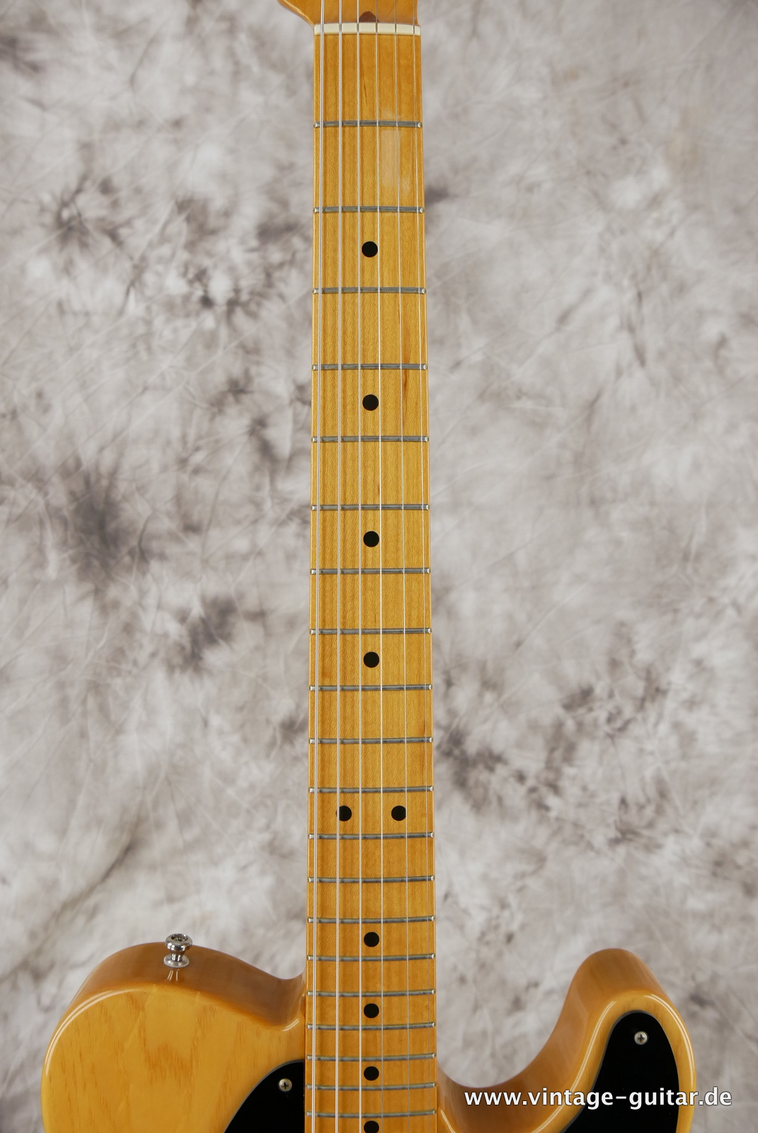 Fender_Telecaster_Custom_Shop_1988_natural-005.JPG