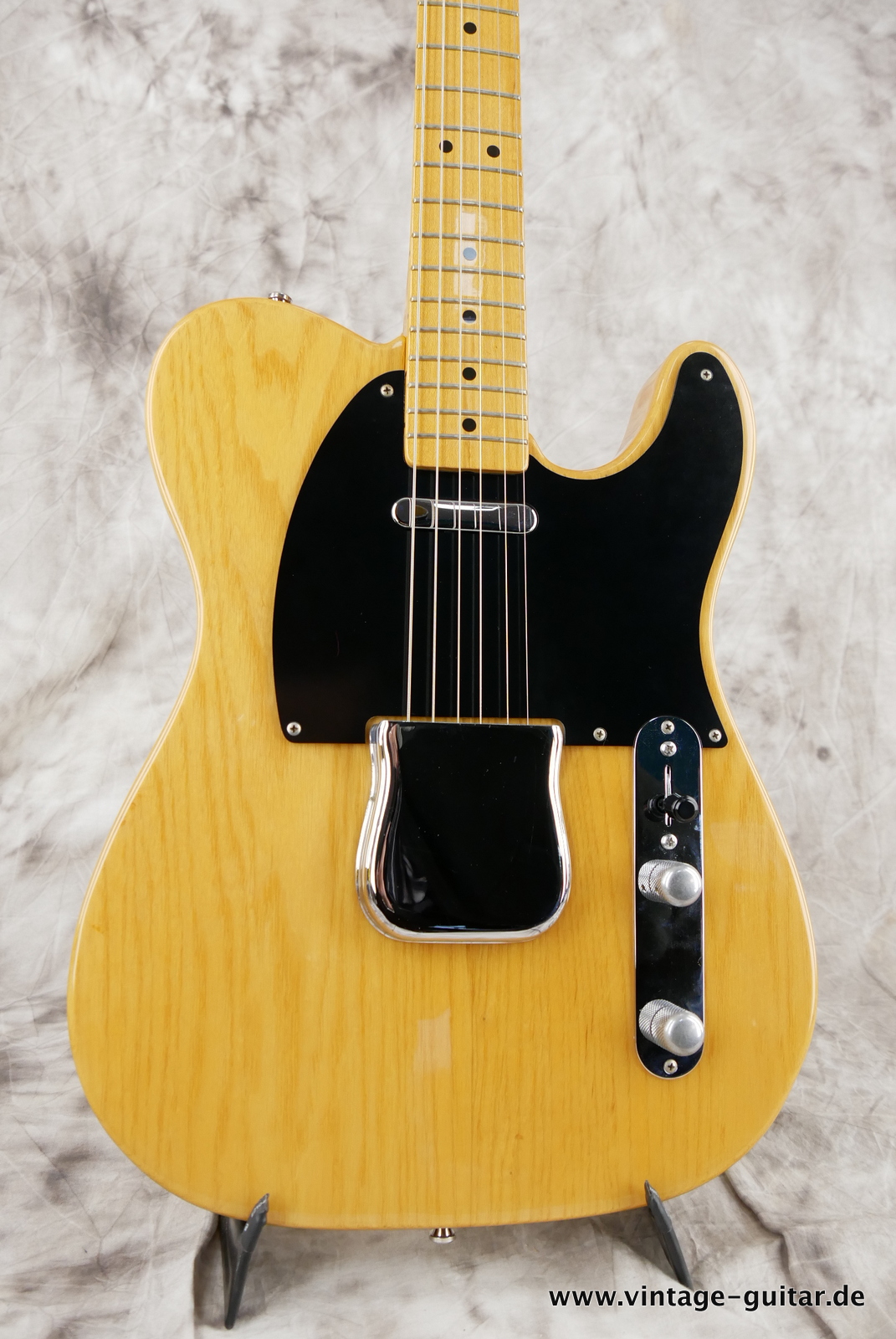 Fender_Telecaster_Custom_Shop_1988_natural-007.JPG