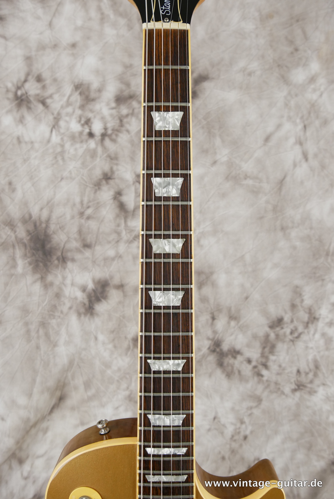 Gibson_Les_Paul_Standard_gold_top_1981-005.JPG