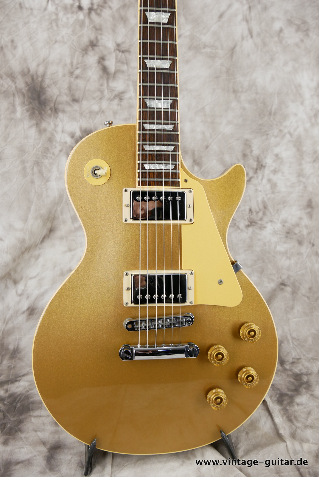 Gibson_Les_Paul_Standard_gold_top_1981-007.JPG