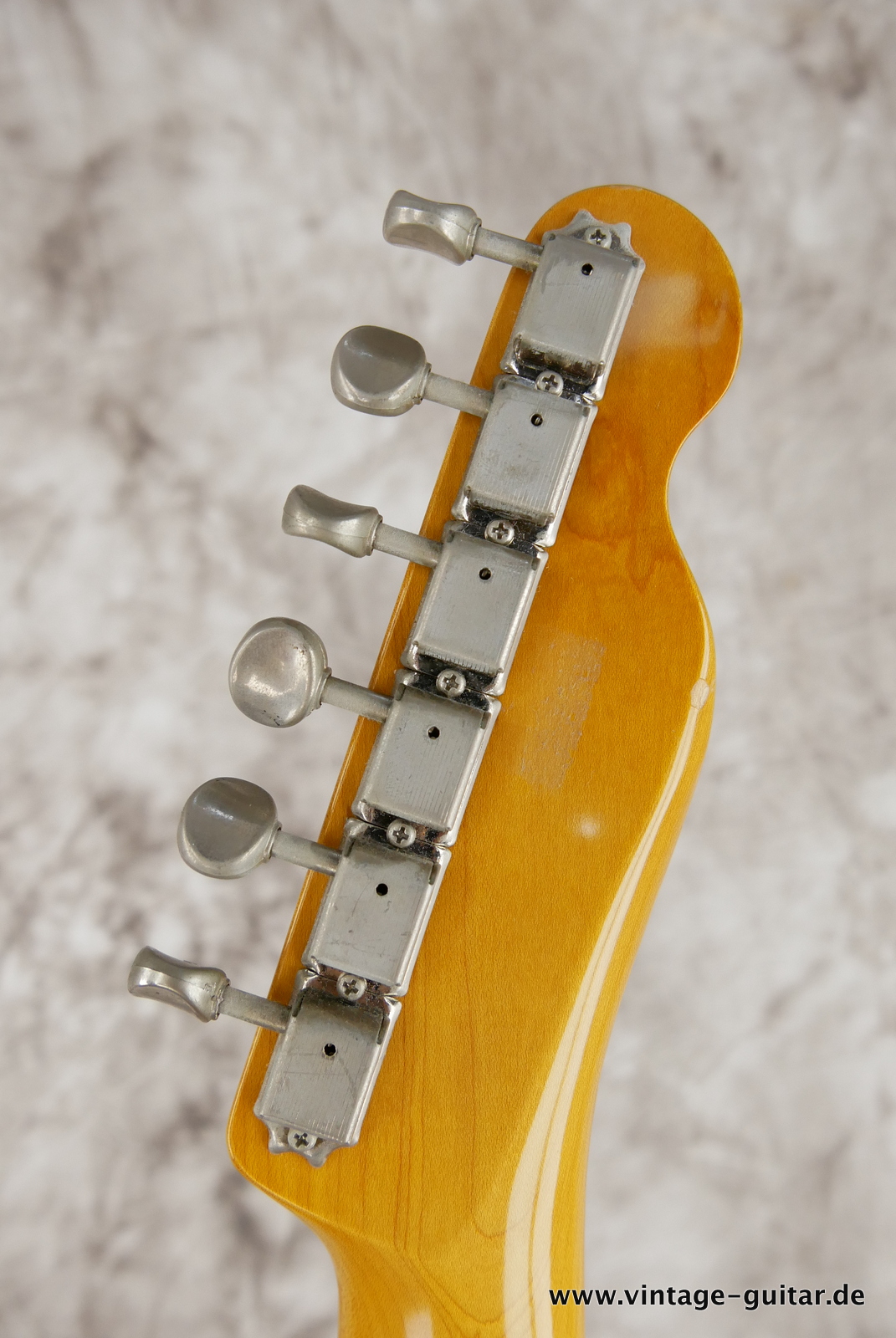 Fender-Telecaster-Custom-MIJ-62-reissue-1985-sunburst-004.JPG