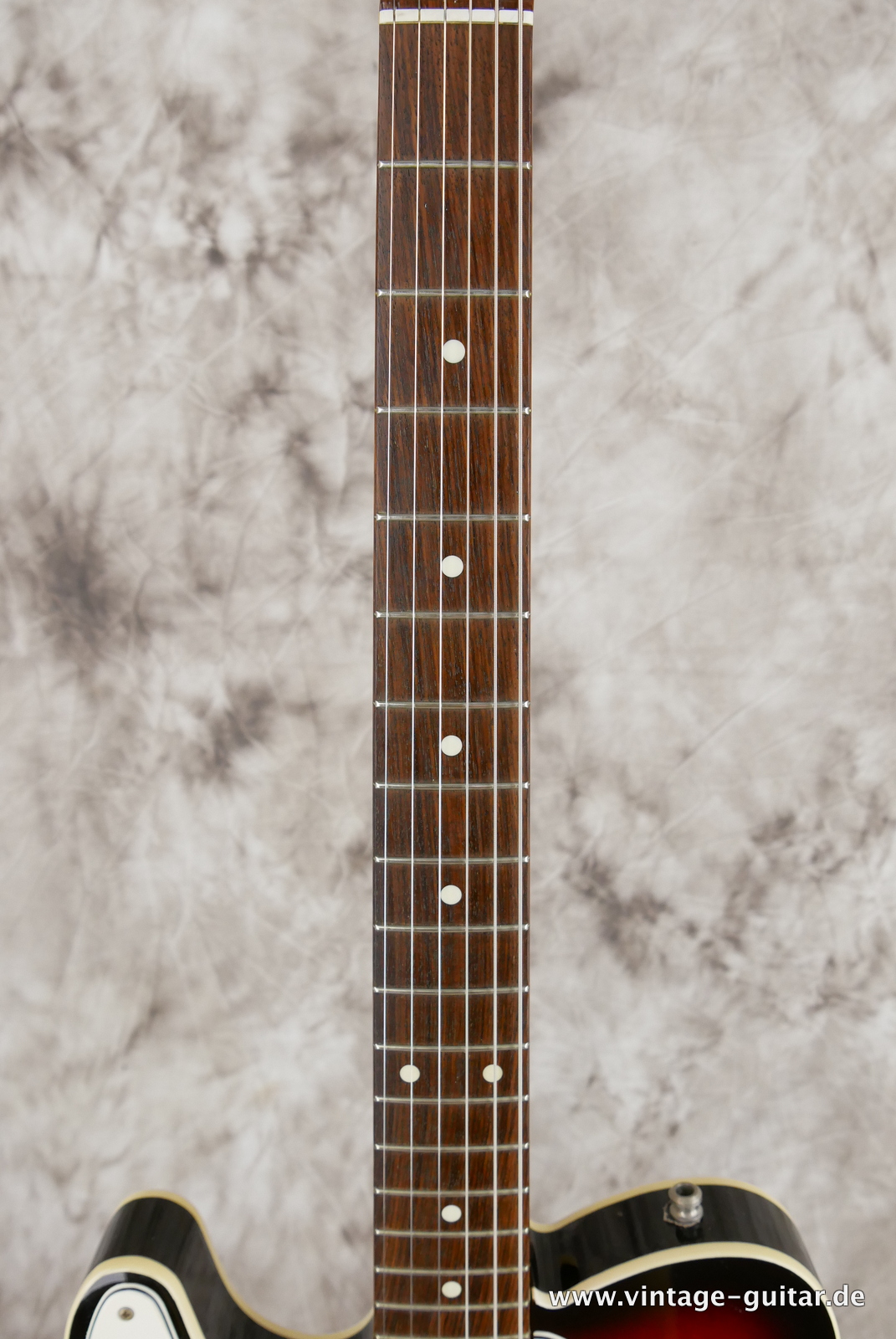 Fender-Telecaster-Custom-MIJ-62-reissue-1985-sunburst-005.JPG