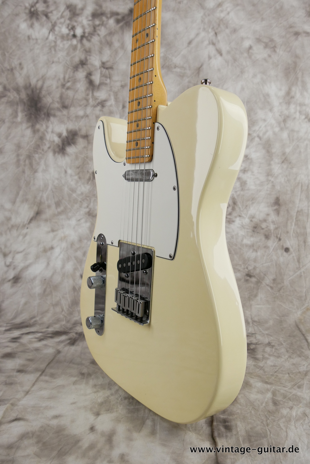 Fender_Telecaster_Standard_1999_olypic_white_left_handed-010.JPG