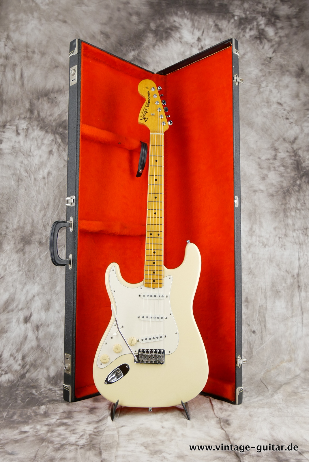 Fender_Stratocaster_Jimi_Hemdrix_Tribute_1997_olympic_white-019.JPG