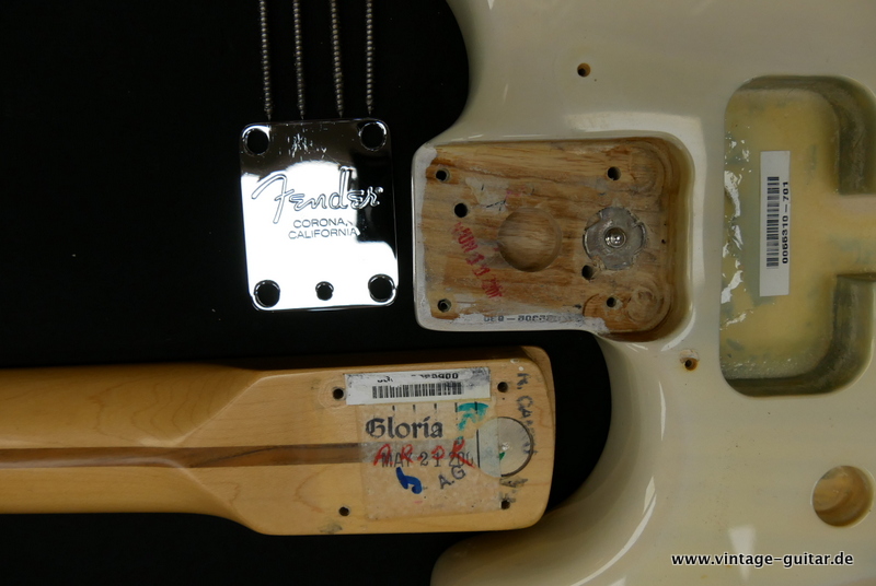 Fender_Stratocaster_American_deluxe_2001_Left_hand_blond_USA-015.JPG